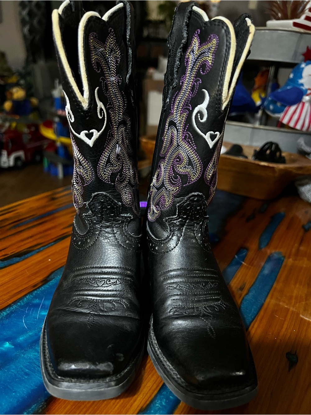 Justin stampede Western Boots with Purple Embroidery, girls size 9